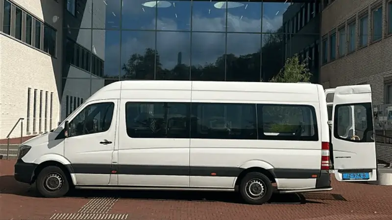 Rolstoelbus voor vervoer vanuit Ede